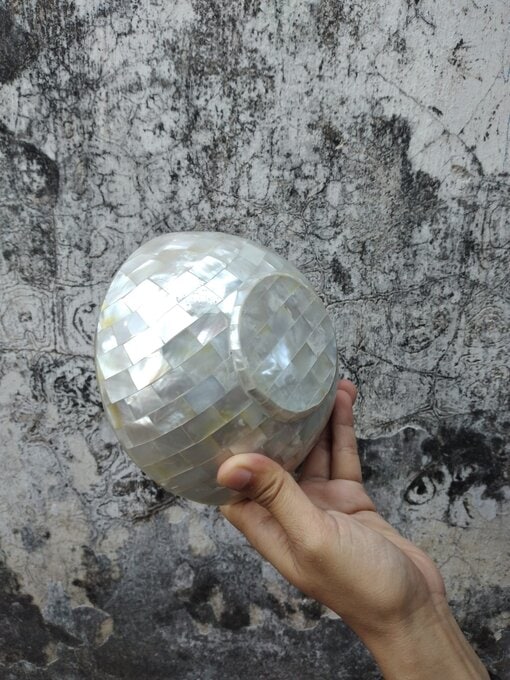 Mother Of Pearl Bowl White - Image 4
