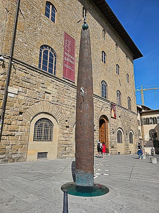 The Monumental sundial is one of the lesser known Florence instagram spots.