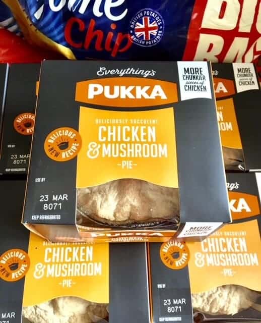 Chicken and Mushroom Pukka Pie