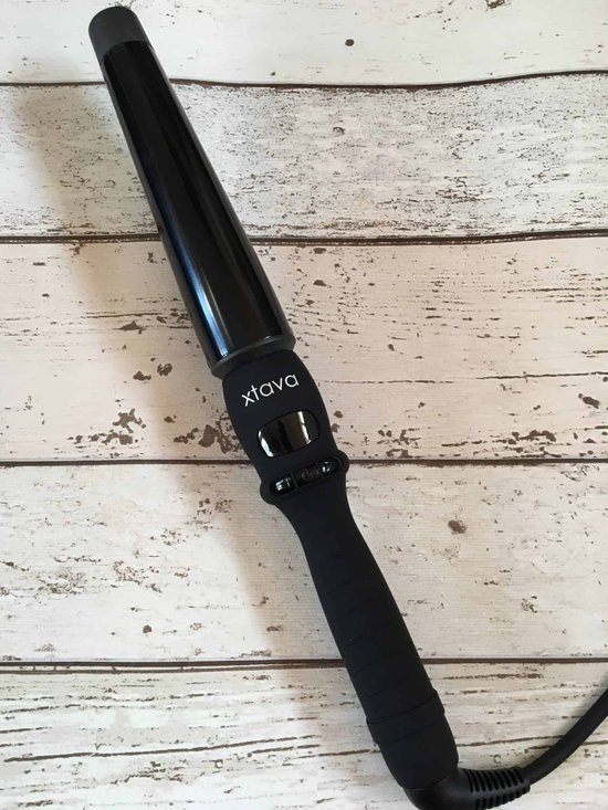 Review The Twist Curling Wand from Xtava Rachel Bustin