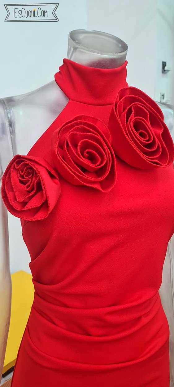 vestido fiesta cuello halter con flores