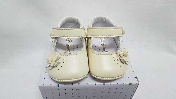 zapatos bebe sin suela beis