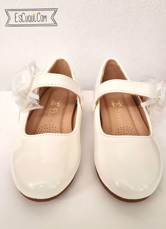 zapatos blancos charol flor niña baratos