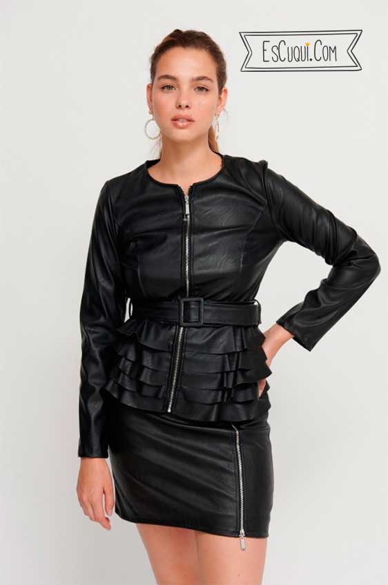 cazadora polipiel cinturon volantes