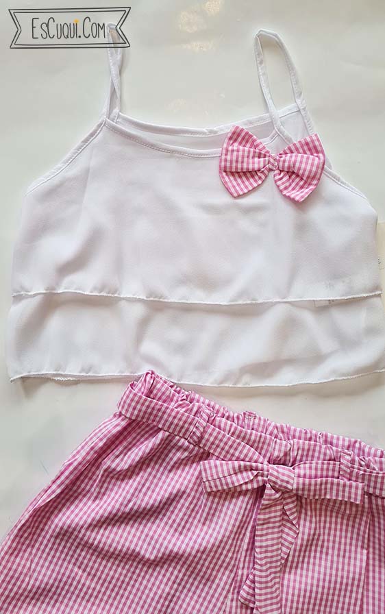 conjunto top blanco y pantalon corto vichi cuadros rosa