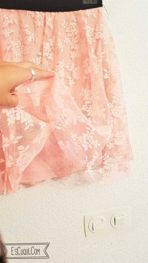 minifalda rosa encaje