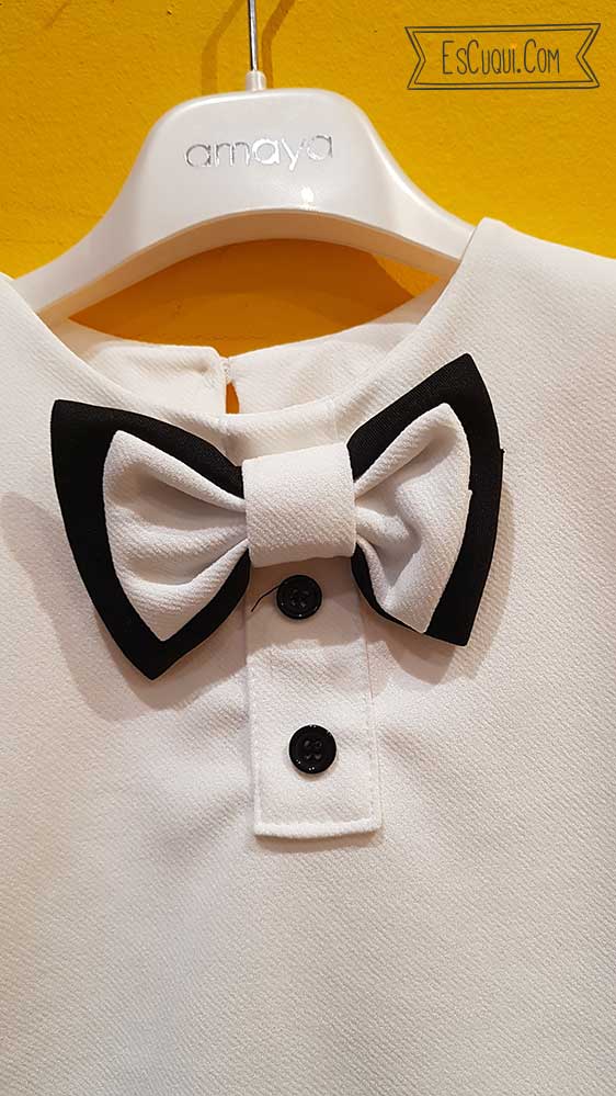 blusa niña marfil con lazo y volantes