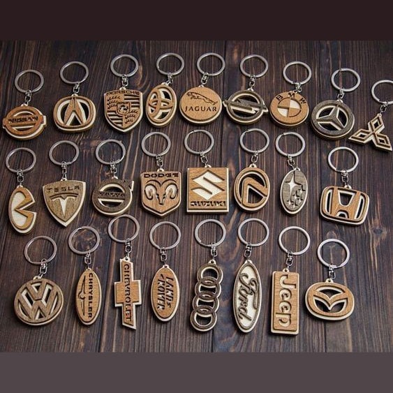 Двухслойные логотипы автомобилей (брелоки) чертеж DXF