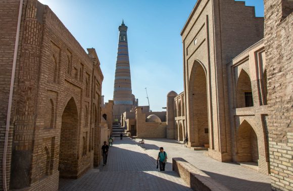 HIGHLIGHTS OF UZBEKISTAN TOUR HIGHLIGHTS OF UZBEKISTAN TOUR