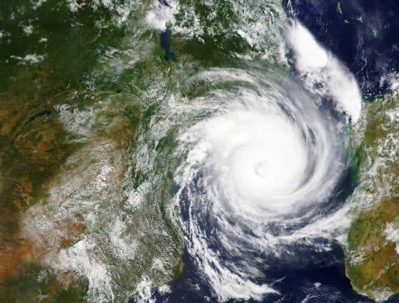 INAM acompanha evolução de tempestade tropical e recomenda atenção à população