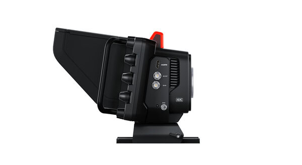 4-blackmagic-studio-camera-4k-plus-g2-left-view