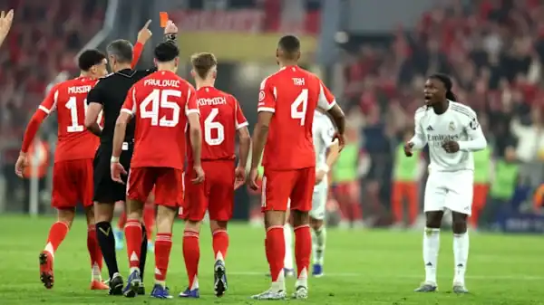 Camavinga carton rouge