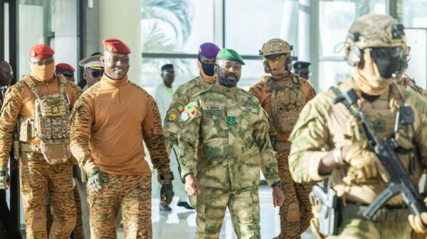Les dirigeants burkinabé, Ibrahim Traoré, et malien, Assimi Goïta (Photo) partenaires dans l'AES avec le Niger. Ici, le 23 décembre 2025 à Bamako, au Mali. AP