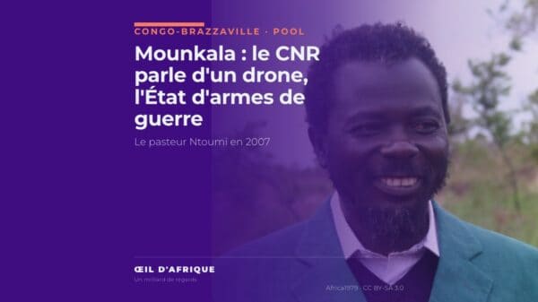 Frédéric Bintsamou, dit pasteur Ntoumi, président du CNR, photographié en 2007 dans le Pool au Congo-Brazzaville