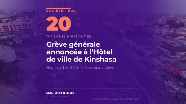 Le boulevard du 30 Juin dans le centre de Kinshasa, capitale de la RDC, où les agents de l'administration urbaine réclament des arriérés de salaire