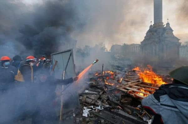 Az ukrán válság képei 2014. február 19-én