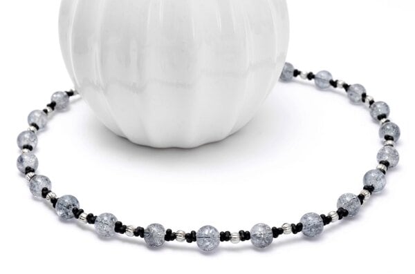 Schlichte Glasperlenkette mit grauen Perlen – Bild 2