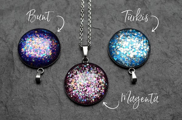 Bunte Kette mit Glitzeranhänger aus Edelstahl – Bild 2