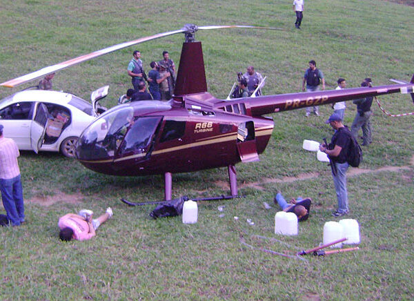 Helicóptero de ex-deputado e avião da FAB com carga milionária
