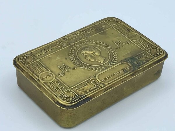 1914 WW1 PRINCESS MARY BRASS CHRISTMAS GIFT TIN