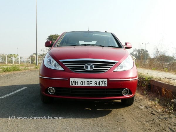 Top Indian Couple Blog by Nisha Jha and Vasudevan R - Vista D90, a sneak preview