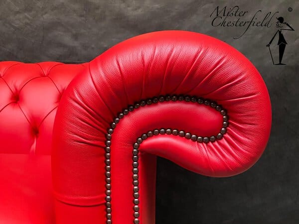 chesterfield brighton arm detail front