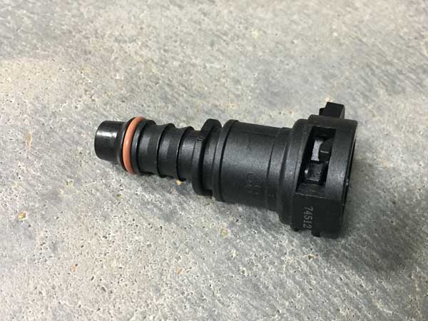 Tesla battery module cooling connector straight