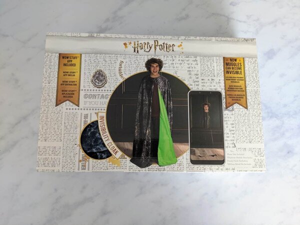 Harry Potter Invisibility Cloak by Wow! Stuff - A review with videos