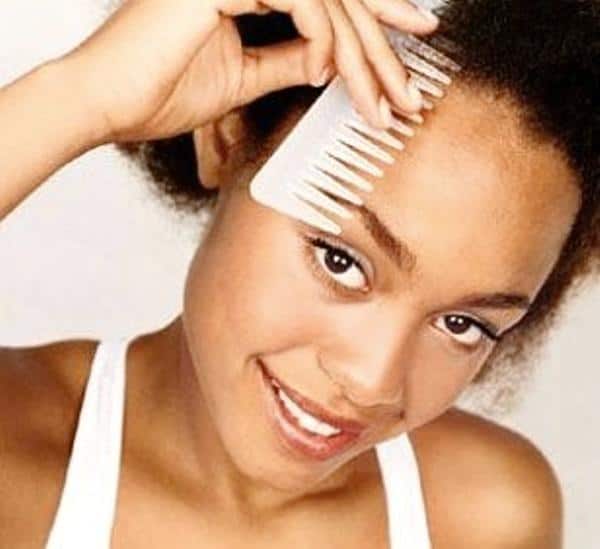 brushing_hair-bicubic