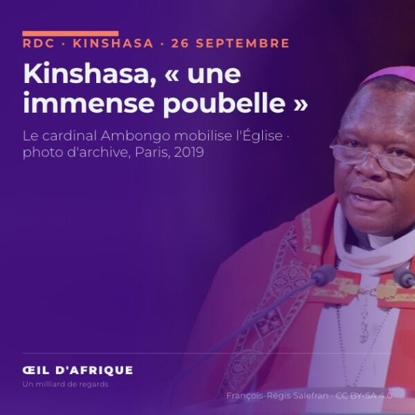 Le cardinal Fridolin Ambongo, archevêque de Kinshasa, prêchant au pupitre, photo d'archive de 2019 illustrant son homélie sur l'insalubrité à Kinshasa