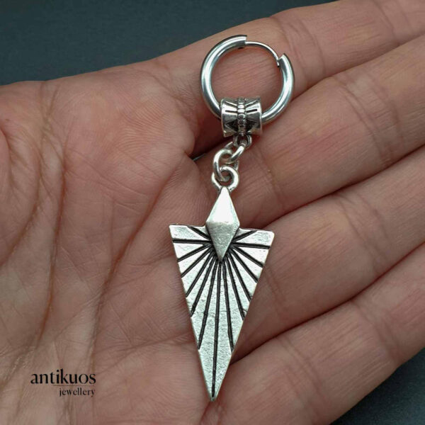 Sun rays spike earring by Antikuos jewellery, close-up