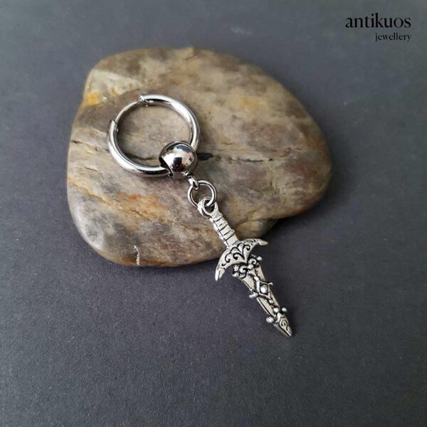 Small dagger tribal earring by Antikuos jewellery, detail