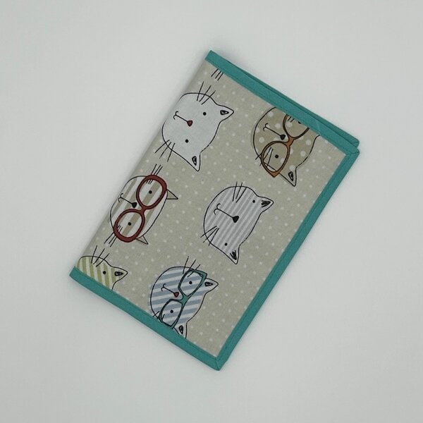 Gesundheitshefthülle "Büsi" beige/türkis