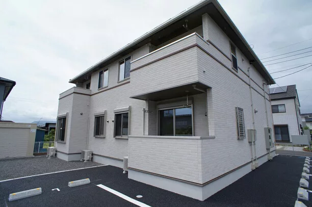 白沢町 賃貸アパート(ハイツ)