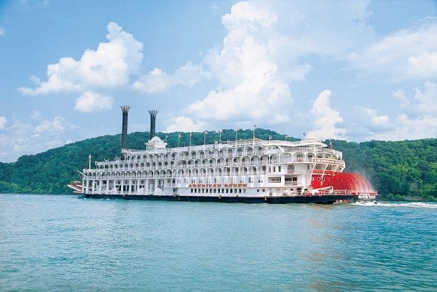 nicko cruises stellt Produktneuheiten für die Saison 2024/25 auf der ITB vor AMERICAN-QUEEN-mississippi