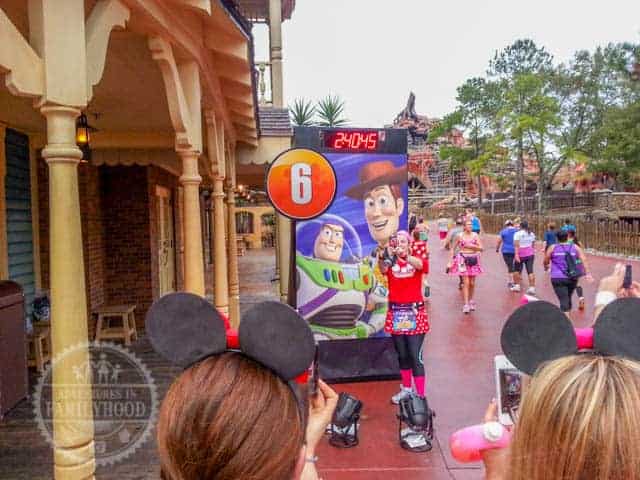 Mile Marker 6 of 2014 Walt Disney World Half Marathon Woody and Buzz