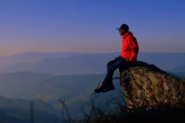 Best-Time-to-Visit-Chopta-Photo-A-Rock-near-to-Tungnath-Temple-in-Chopta