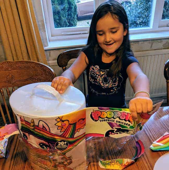 Bella opening poopsie surprise unicorn