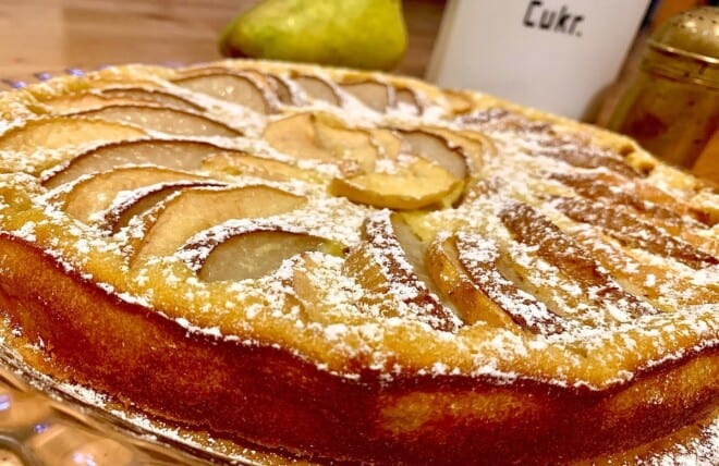 Rychlý koláč s hruškami a jablky