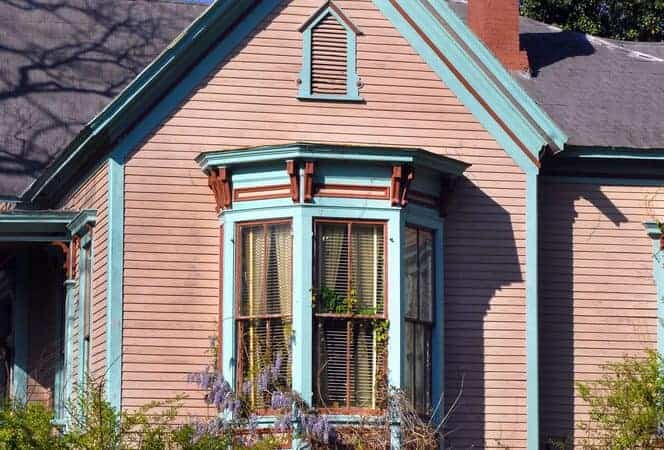 A Seasonal Home Maintenance Calendar for Arkansas Homeowners