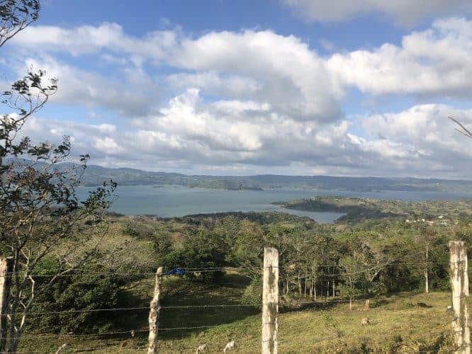 lake arenal costa rica