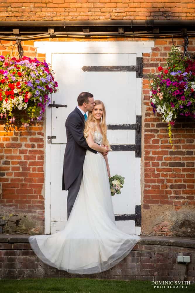 Couple photo at Cooling Castle Barn 2