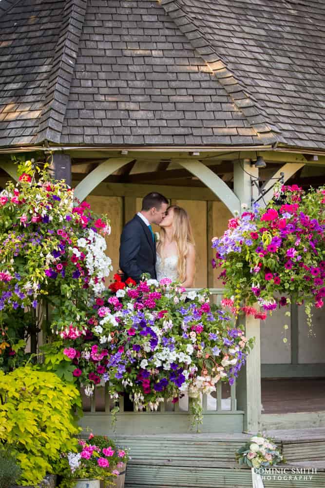 Couple photo at Cooling Castle Barn