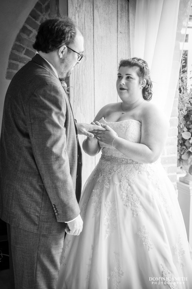 Exchanging of the rings at Ravenswood Hotel