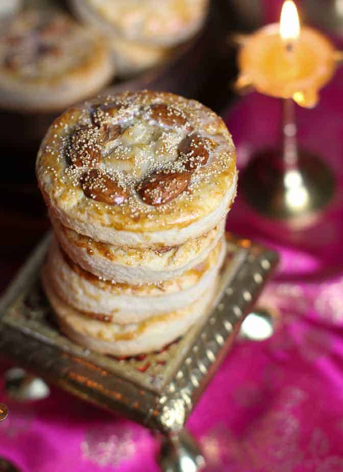 Roth Cookies with almonds and coconut