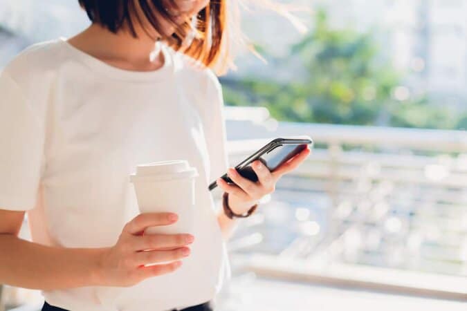 Online Ways To Manage Your Money Smartly
