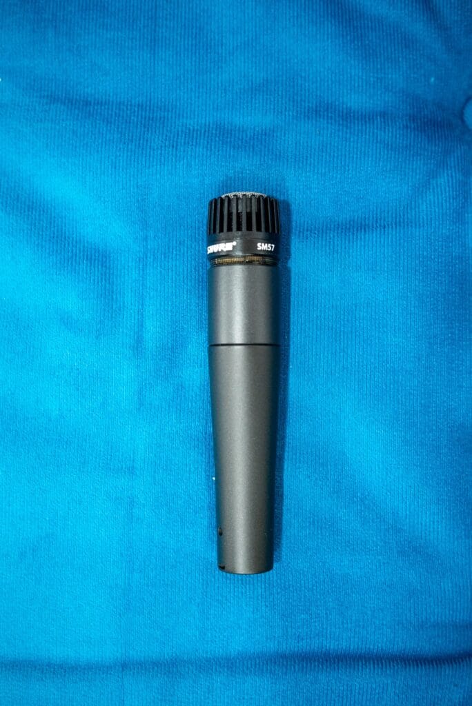 SHURE-SM57