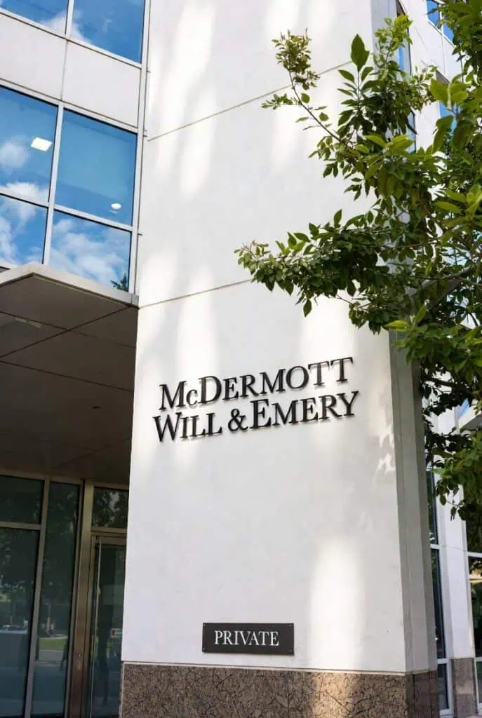 Mcdermott Will & Emory consider private equity investment - LawFuel