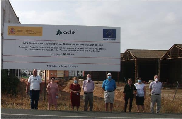 Paralización momentánea de las obras del Paso Subterráneo de Hytasa 1 20210103 CARTEL OBRAS Y PLATAFORMA PASO HYTASA