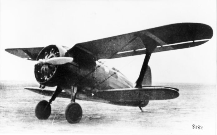 Afbeelding van de Polikarpov I-15, een Sovjet-biplane jager uit de jaren 30, bekend om zijn inzet in diverse conflicten.